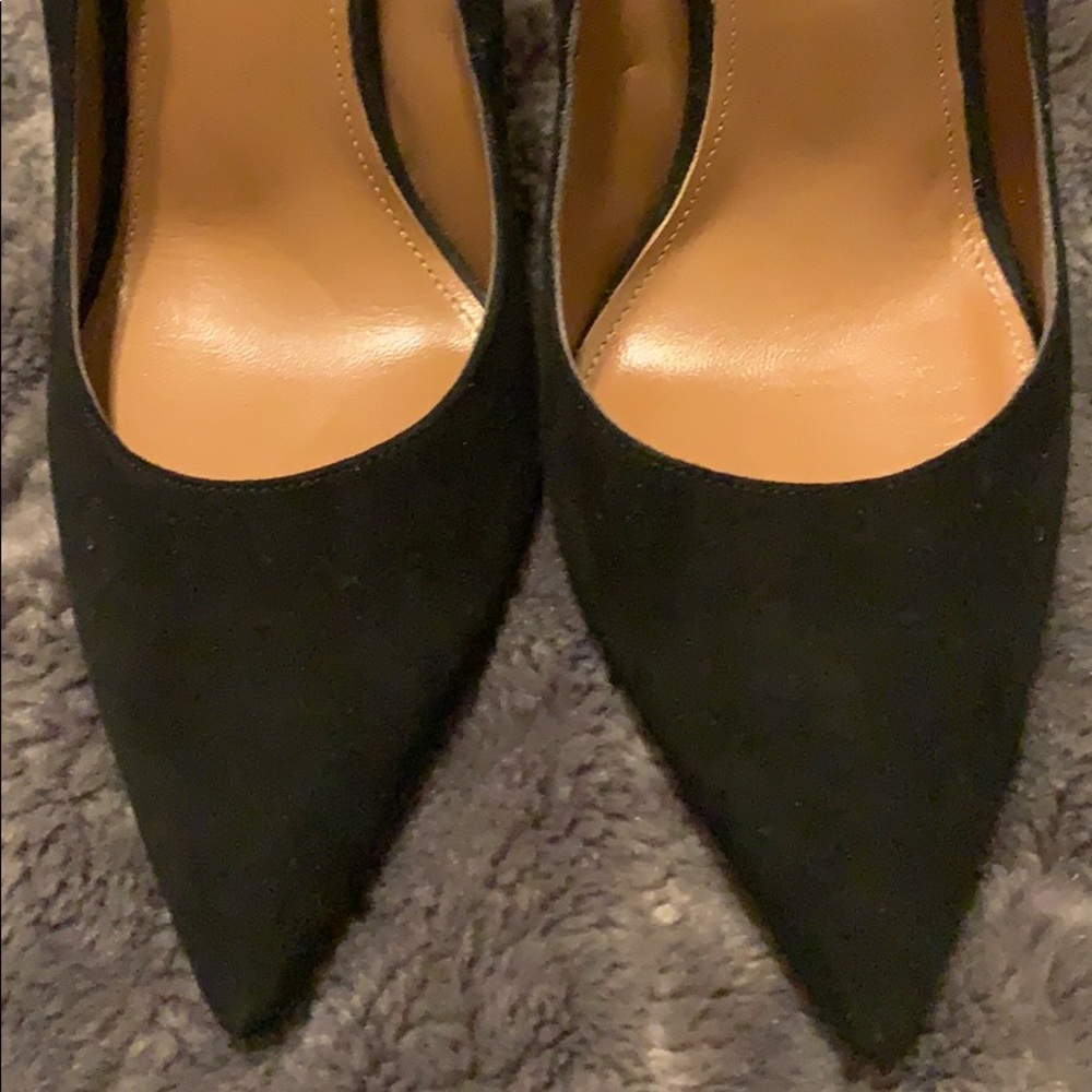 Shoes - Picture 5 of 5
